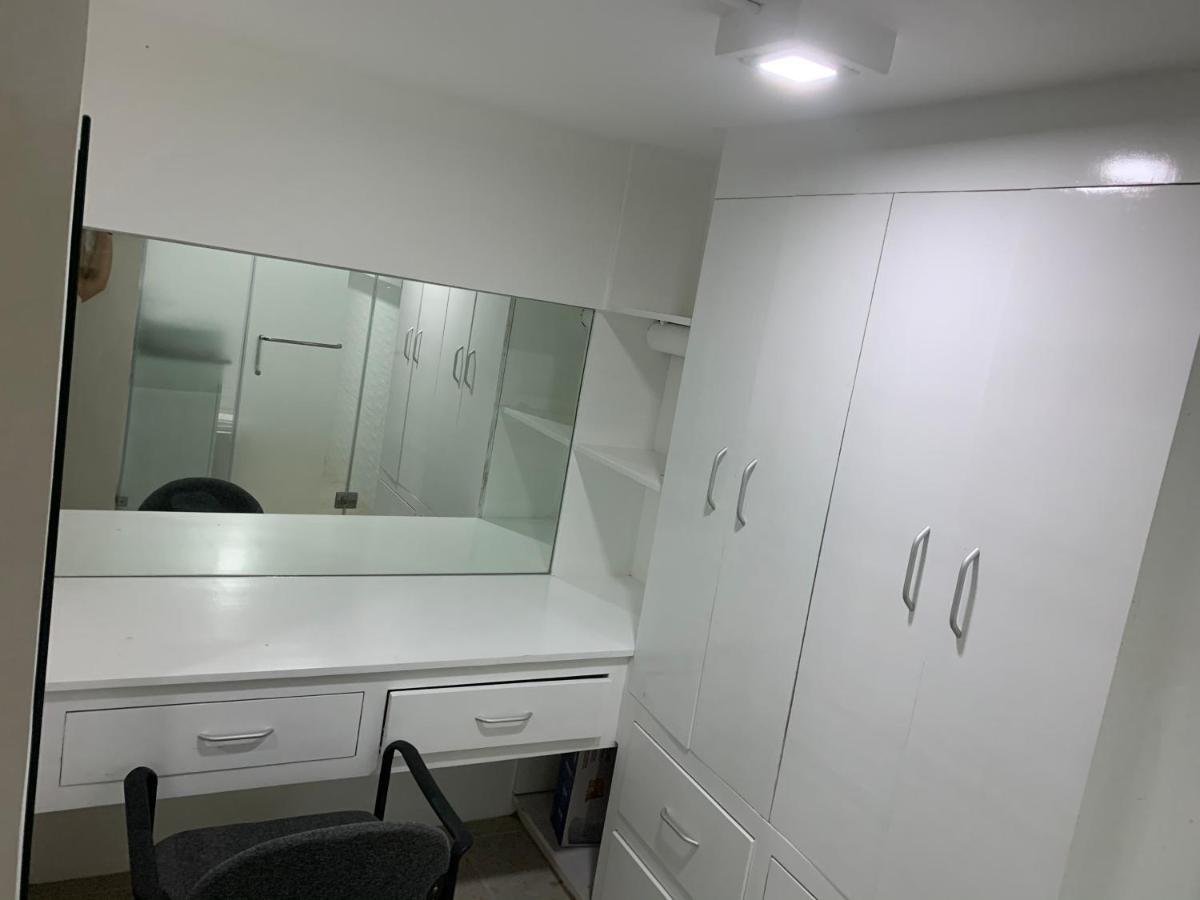 Club Ultima Cebu City Екстер'єр фото
