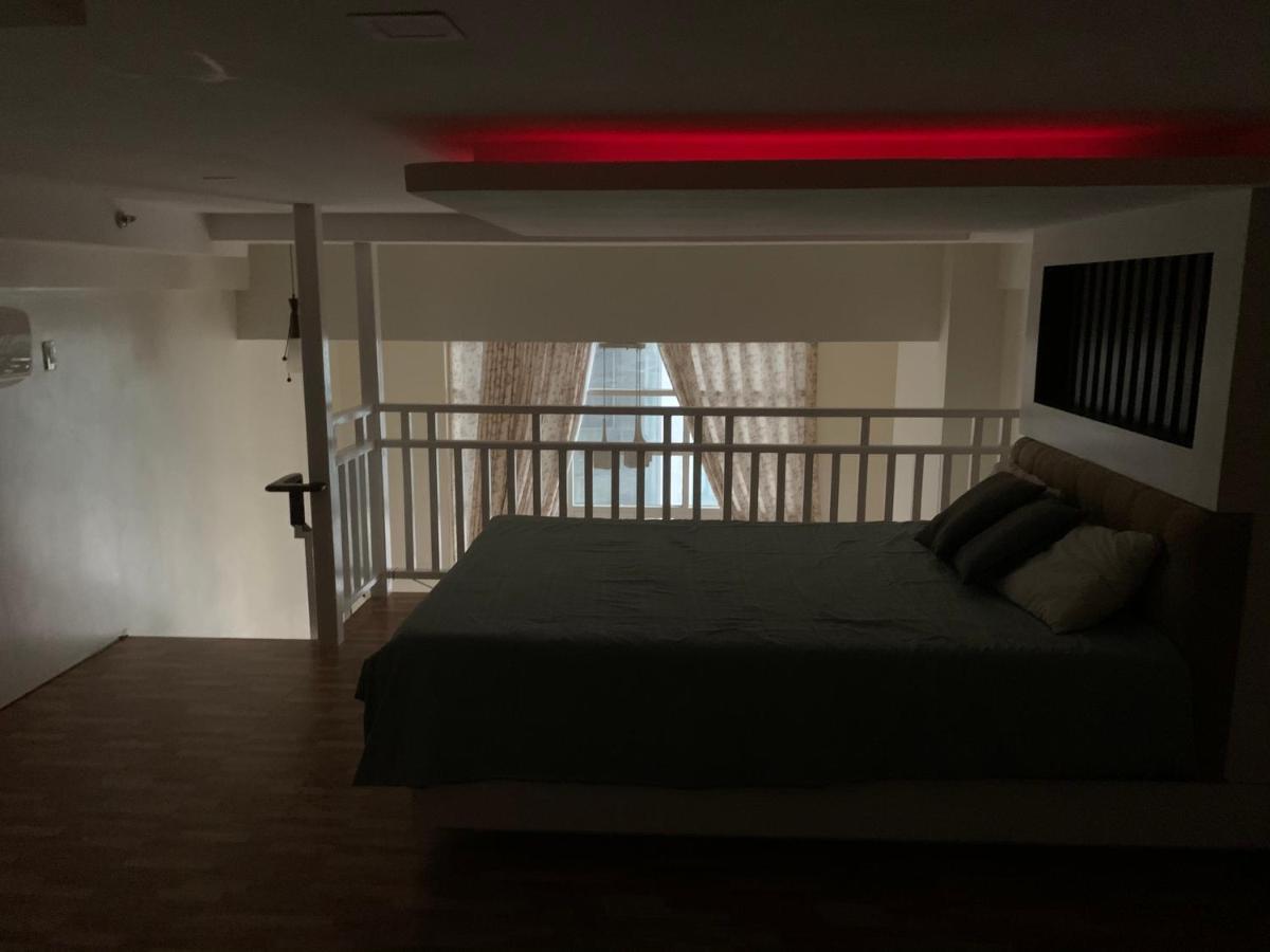 Club Ultima Cebu City Екстер'єр фото
